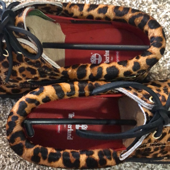 Brand New - Supreme Timberland Collab -  Hand-sewn - Picture 4 of 6
